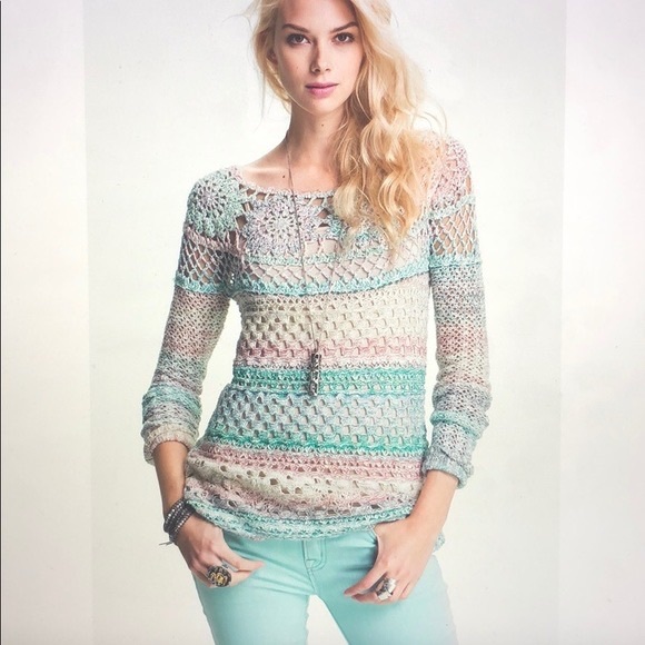 Free People Ring Of Roses Crochet Sweater size Large - Picture 1 of 13